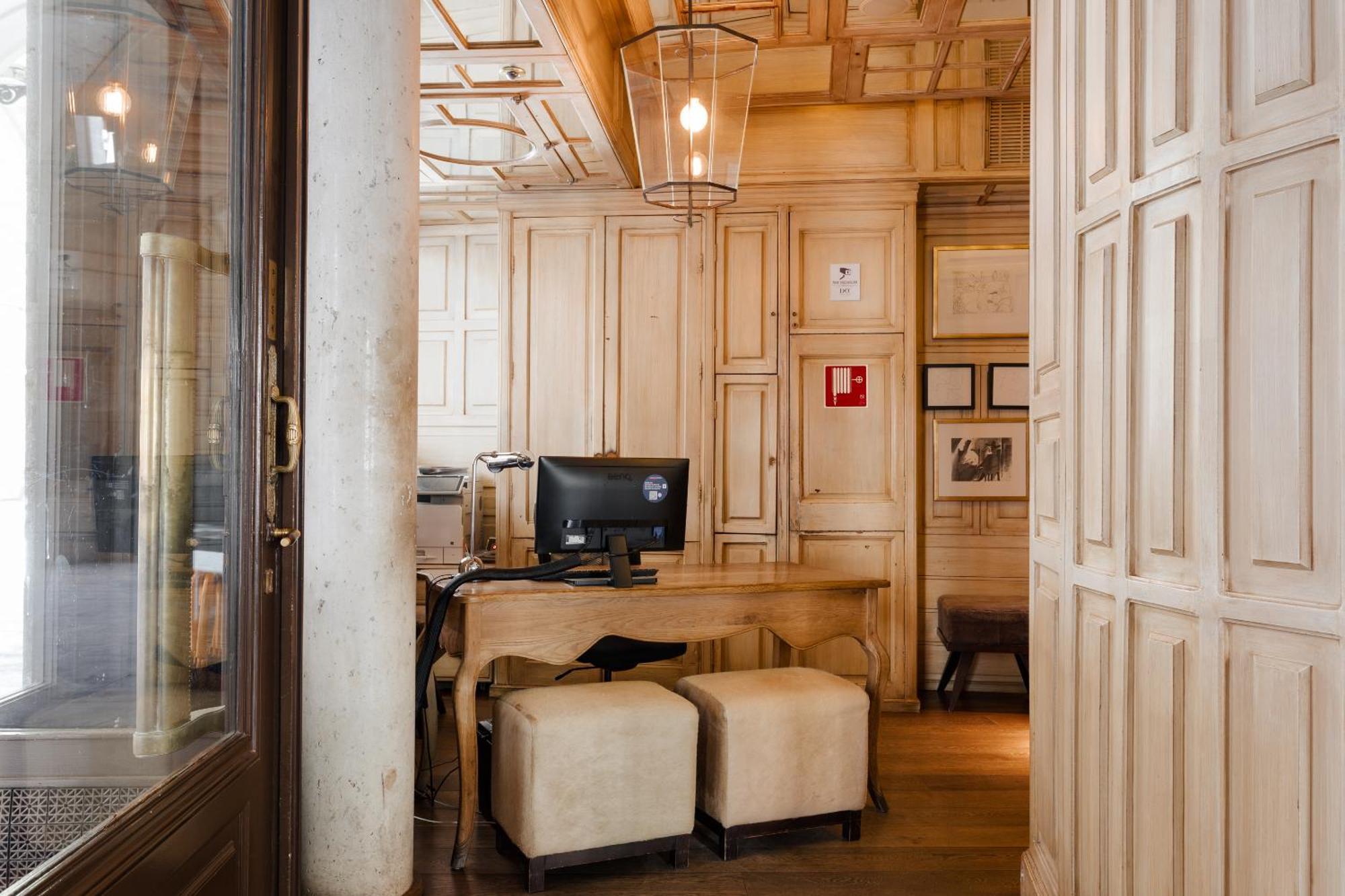 Sonder Do Plaça Reial Hotel